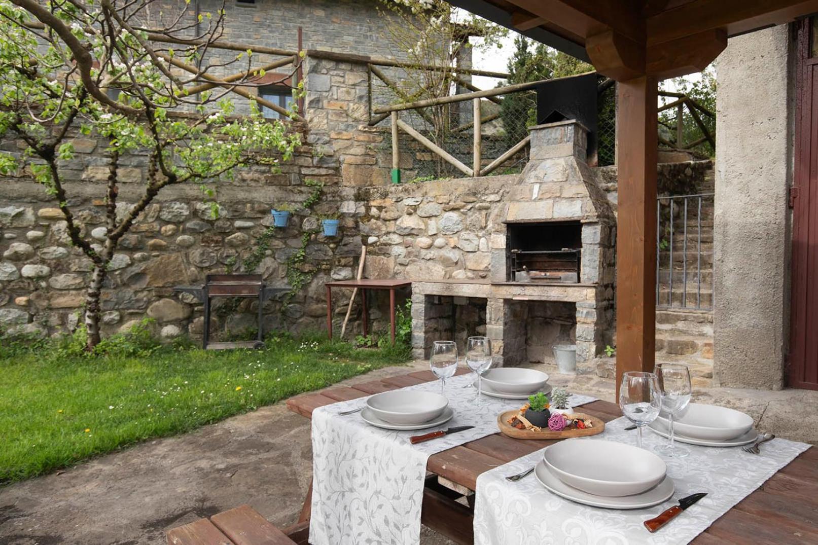 Casa Rural Sofia Ordesa Escalona  Exterior photo